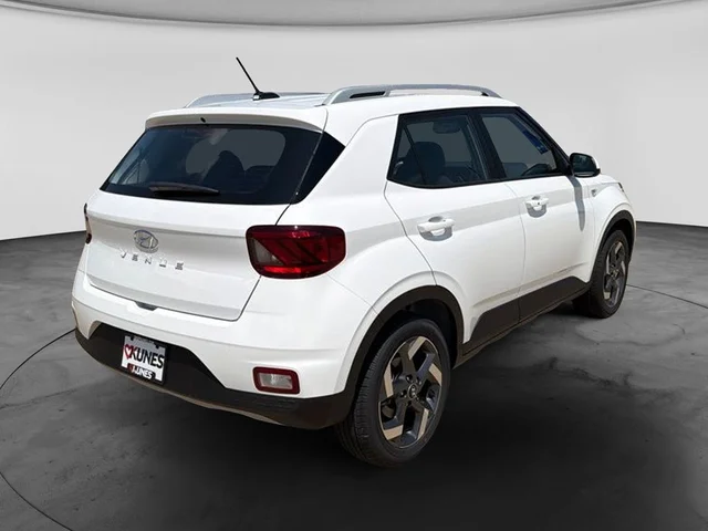 Nuevos HYUNDAI VENUE à Estados chez autogozo