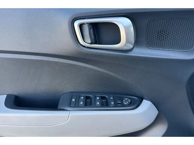 SEMINUEVOS HYUNDAI Venue at ELK GROVE in Elk Grove Buick GMC