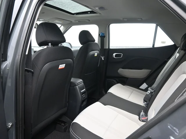 Nuevos HYUNDAI VENUE à Estados chez autogozo