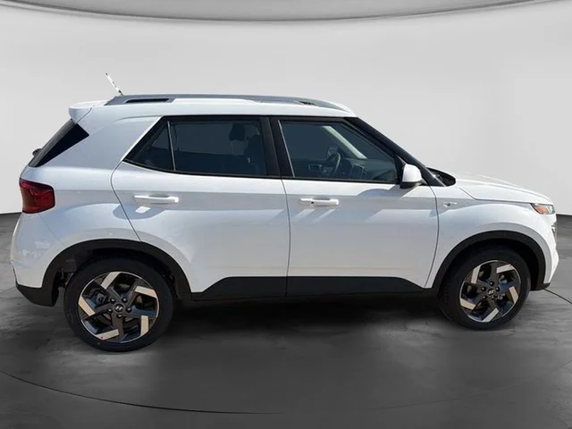Nuevos HYUNDAI VENUE à Estados chez autogozo