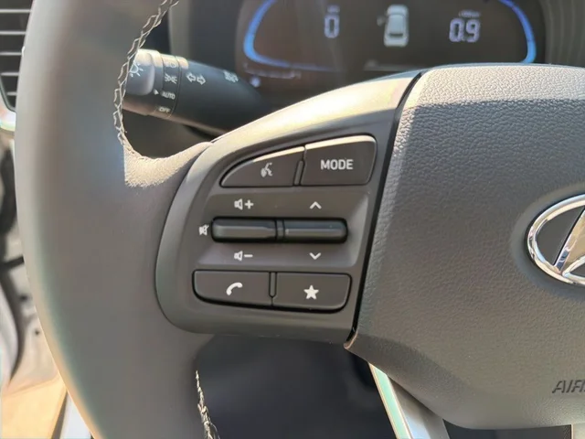 Nuevos HYUNDAI VENUE à Estados chez autogozo