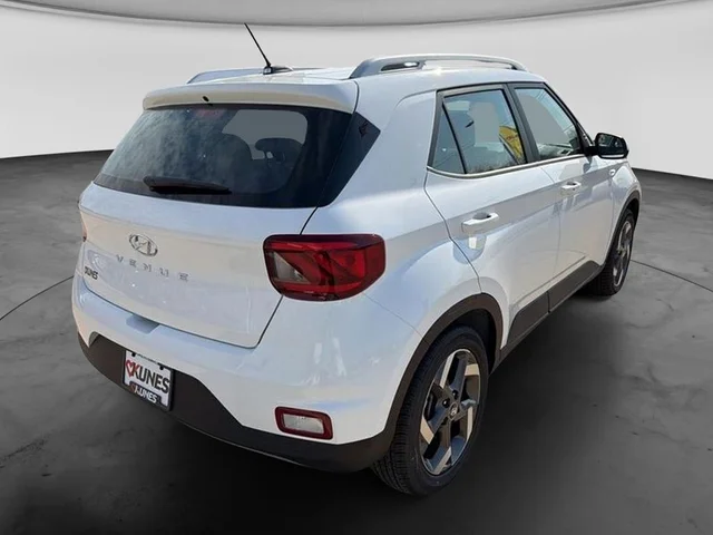 Nuevos HYUNDAI VENUE à Estados chez autogozo