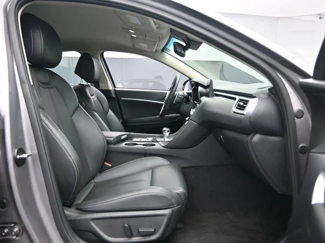 SEMINUEVOS GENESIS G70 a Estados en autogozo