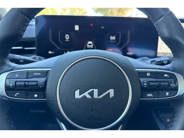 SEMINUEVOS KIA K5 at ELK GROVE in Elk Grove Buick GMC