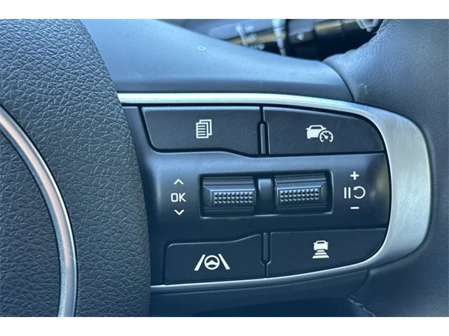 SEMINUEVOS KIA K5 at ELK GROVE in Elk Grove Buick GMC