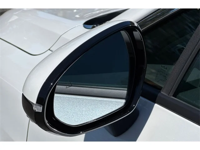 SEMINUEVOS KIA K5 at ELK GROVE in Elk Grove Buick GMC