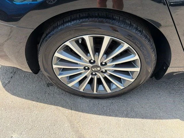 SEMINUEVOS KIA Cadenza a Estados en autogozo
