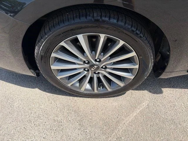 SEMINUEVOS KIA Cadenza a Estados en autogozo