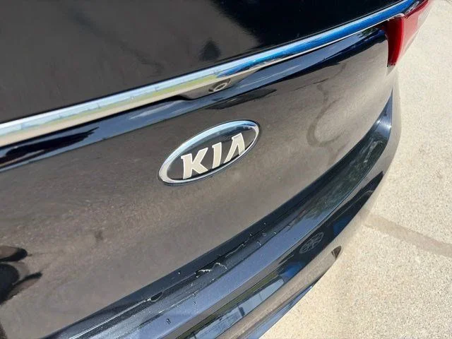 SEMINUEVOS KIA Cadenza a Estados en autogozo