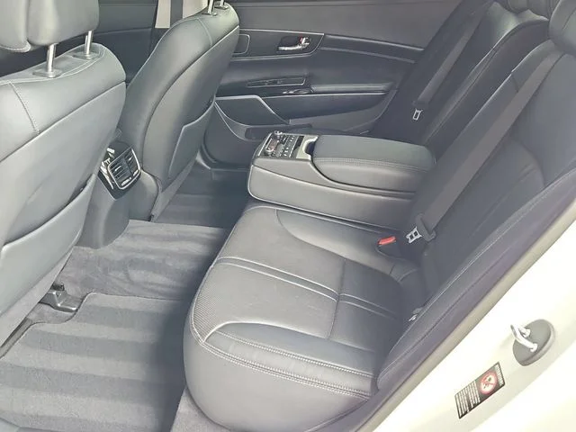 SEMINUEVOS KIA K900 a Estados en autogozo