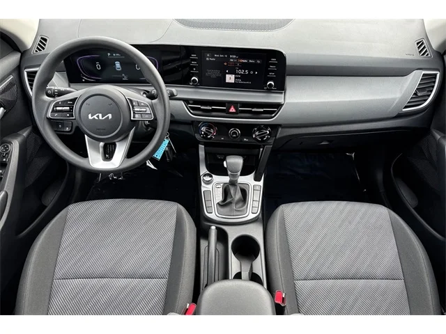SEMINUEVOS KIA Seltos at ELK GROVE in Elk Grove Buick GMC