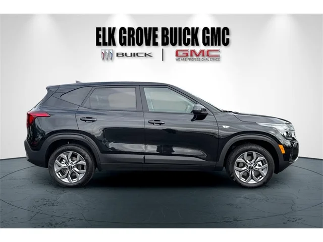 SEMINUEVOS KIA Seltos at ELK GROVE in Elk Grove Buick GMC