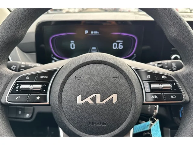 SEMINUEVOS KIA Seltos at ELK GROVE in Elk Grove Buick GMC