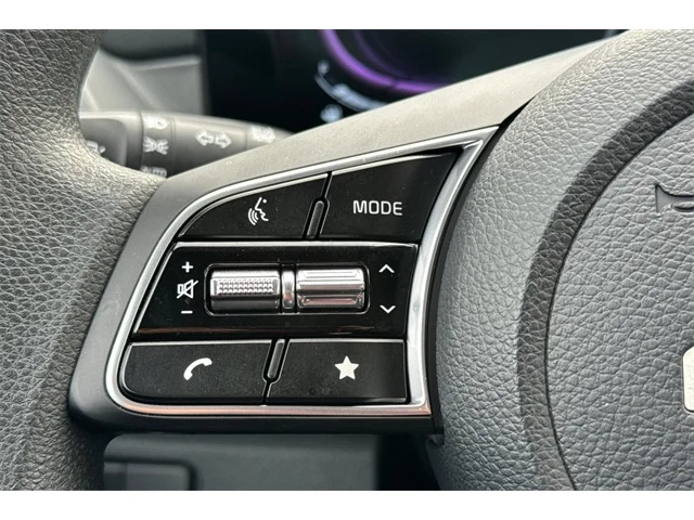 SEMINUEVOS KIA Seltos at ELK GROVE in Elk Grove Buick GMC