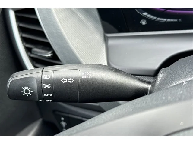 SEMINUEVOS KIA Seltos at ELK GROVE in Elk Grove Buick GMC