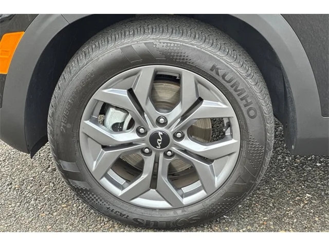 SEMINUEVOS KIA Seltos at ELK GROVE in Elk Grove Buick GMC