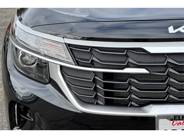 SEMINUEVOS KIA Seltos at ELK GROVE in Elk Grove Buick GMC