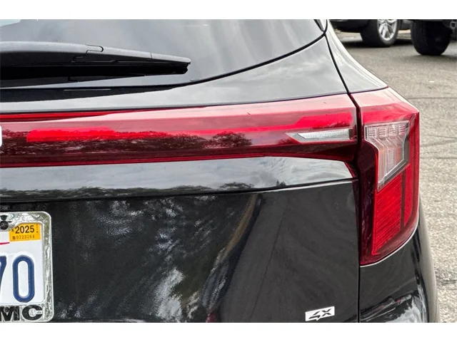 SEMINUEVOS KIA Seltos at ELK GROVE in Elk Grove Buick GMC
