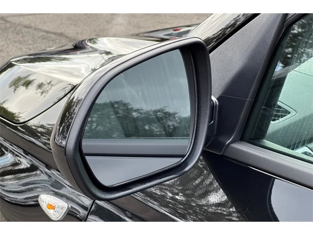 SEMINUEVOS KIA Seltos at ELK GROVE in Elk Grove Buick GMC