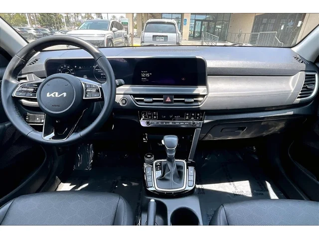 SEMINUEVOS KIA Seltos a Tustin    en Tustin Hyundai