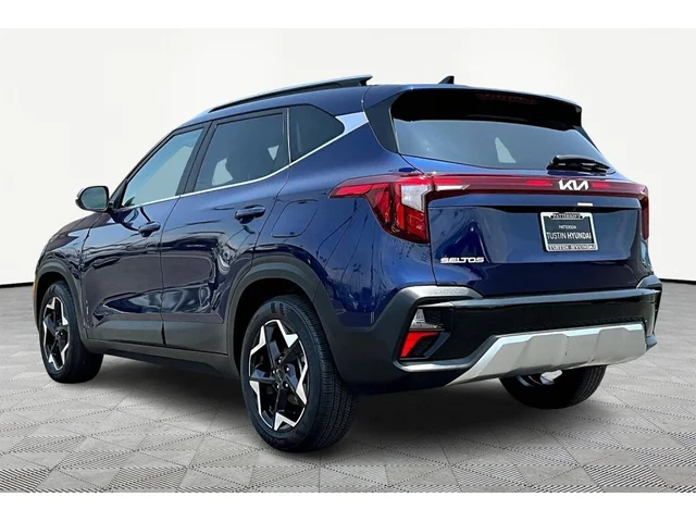 SEMINUEVOS KIA Seltos a Tustin    en Tustin Hyundai
