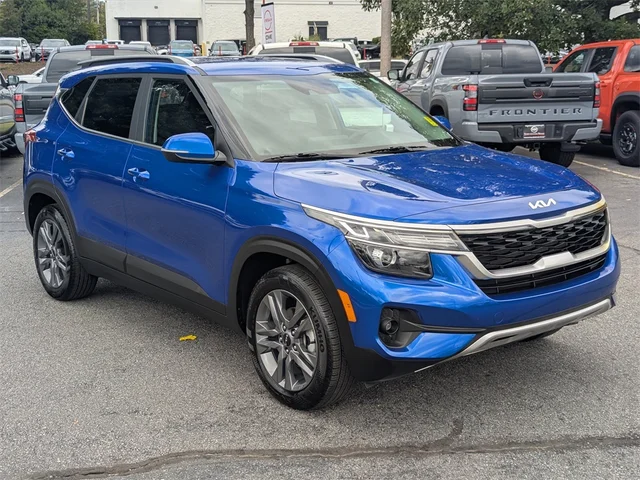 SEMINUEVOS KIA Seltos at Kennesaw, in Town Center Nissan