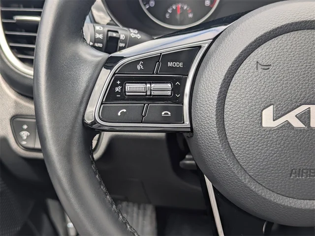 SEMINUEVOS KIA Seltos at Kennesaw, in Town Center Nissan