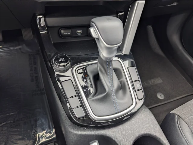 SEMINUEVOS KIA Seltos at Kennesaw, in Town Center Nissan