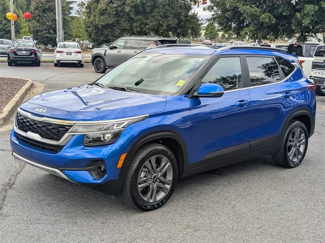 SEMINUEVOS KIA Seltos at Kennesaw, in Town Center Nissan