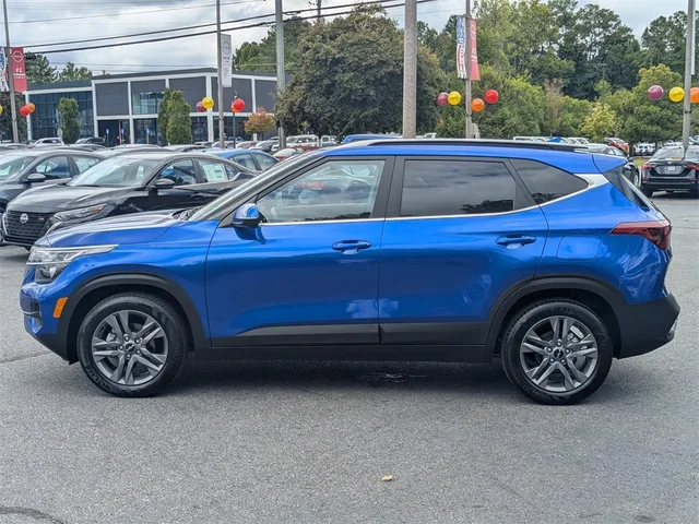 SEMINUEVOS KIA Seltos at Kennesaw, in Town Center Nissan