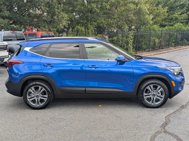 SEMINUEVOS KIA Seltos at Kennesaw, in Town Center Nissan