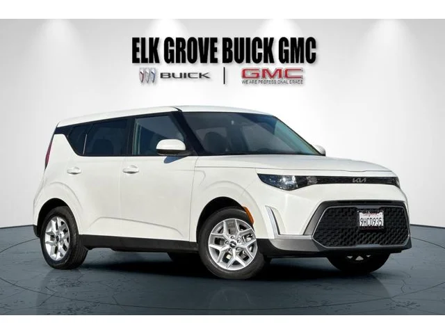 SEMINUEVOS KIA Soul at ELK GROVE in Elk Grove Buick GMC