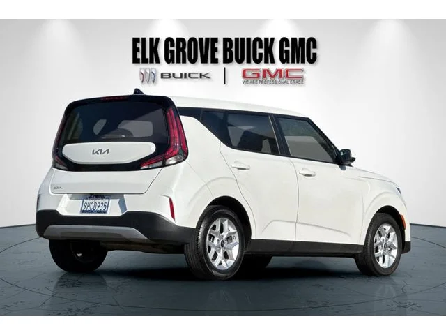 SEMINUEVOS KIA Soul at ELK GROVE in Elk Grove Buick GMC