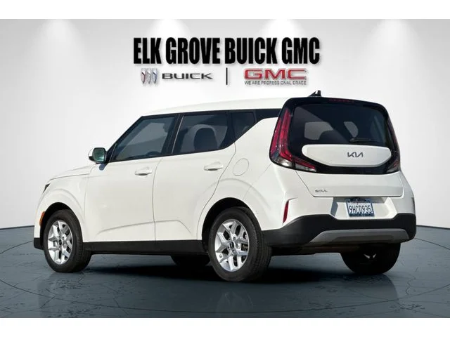 SEMINUEVOS KIA Soul at ELK GROVE in Elk Grove Buick GMC