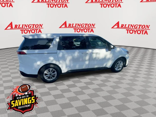 SEMINUEVOS KIA Carnival a Estados en autogozo