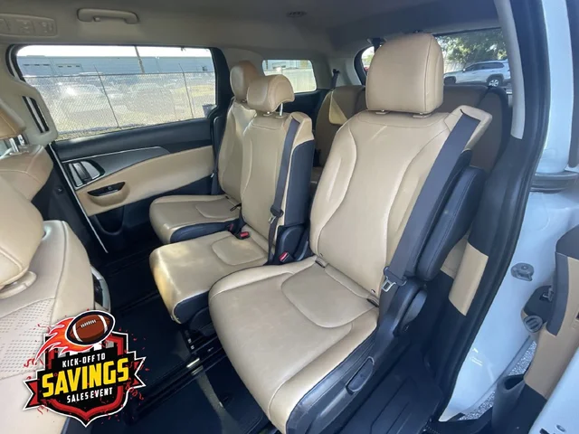 SEMINUEVOS KIA Carnival a Estados en autogozo