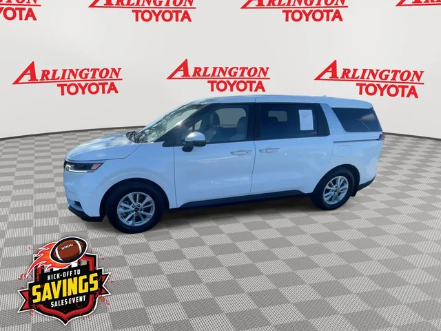 SEMINUEVOS KIA Carnival a Estados en autogozo