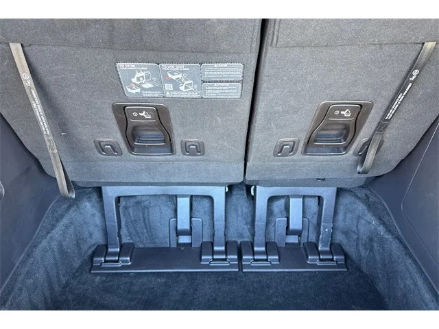 SEMINUEVOS KIA Carnival at ELK GROVE in Elk Grove Buick GMC