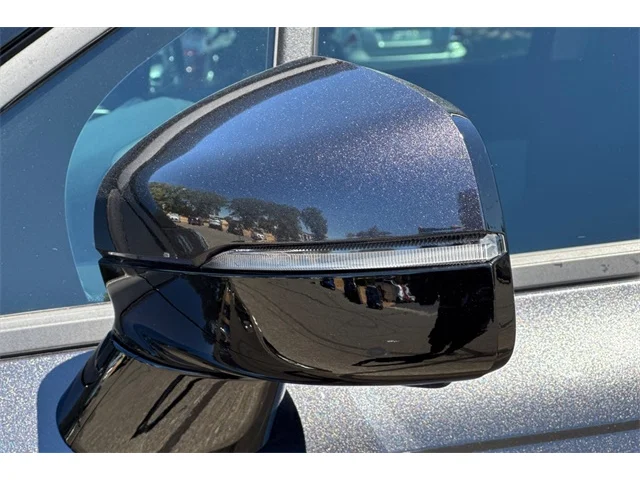 SEMINUEVOS KIA Carnival at ELK GROVE in Elk Grove Buick GMC