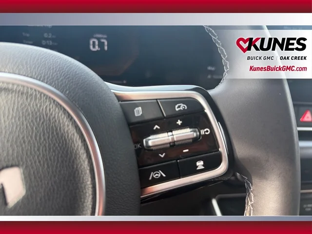 SEMINUEVOS KIA Carnival a Estados en autogozo