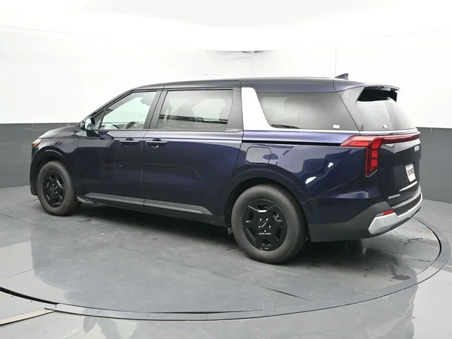 SEMINUEVOS KIA Carnival a Estados en autogozo