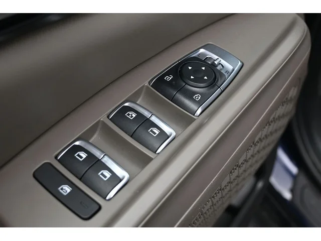 SEMINUEVOS KIA Carnival a Estados en autogozo