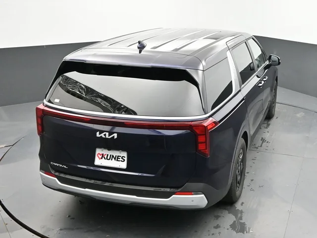 SEMINUEVOS KIA Carnival a Estados en autogozo