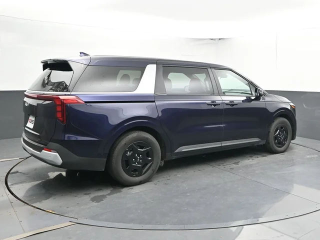 SEMINUEVOS KIA Carnival a Estados en autogozo