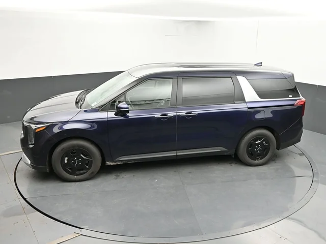 SEMINUEVOS KIA Carnival a Estados en autogozo