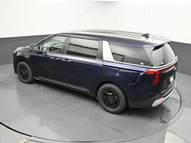 SEMINUEVOS KIA Carnival a Estados en autogozo