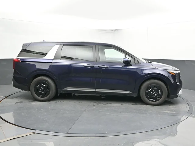 SEMINUEVOS KIA Carnival a Estados en autogozo