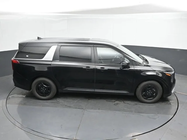 SEMINUEVOS KIA Carnival a Estados en autogozo