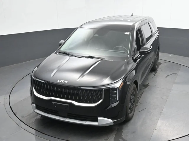 SEMINUEVOS KIA Carnival a Estados en autogozo