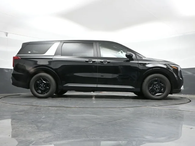 SEMINUEVOS KIA Carnival a Estados en autogozo